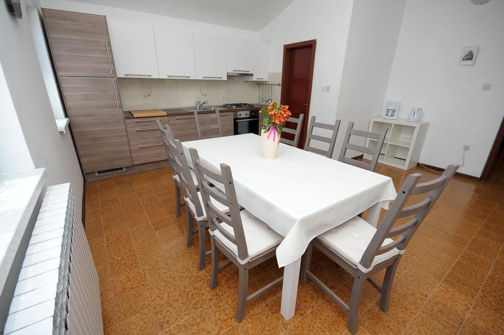 Vv Apartman *